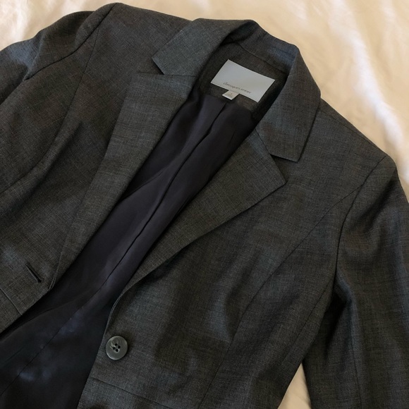 Blazer - Picture 3 of 4